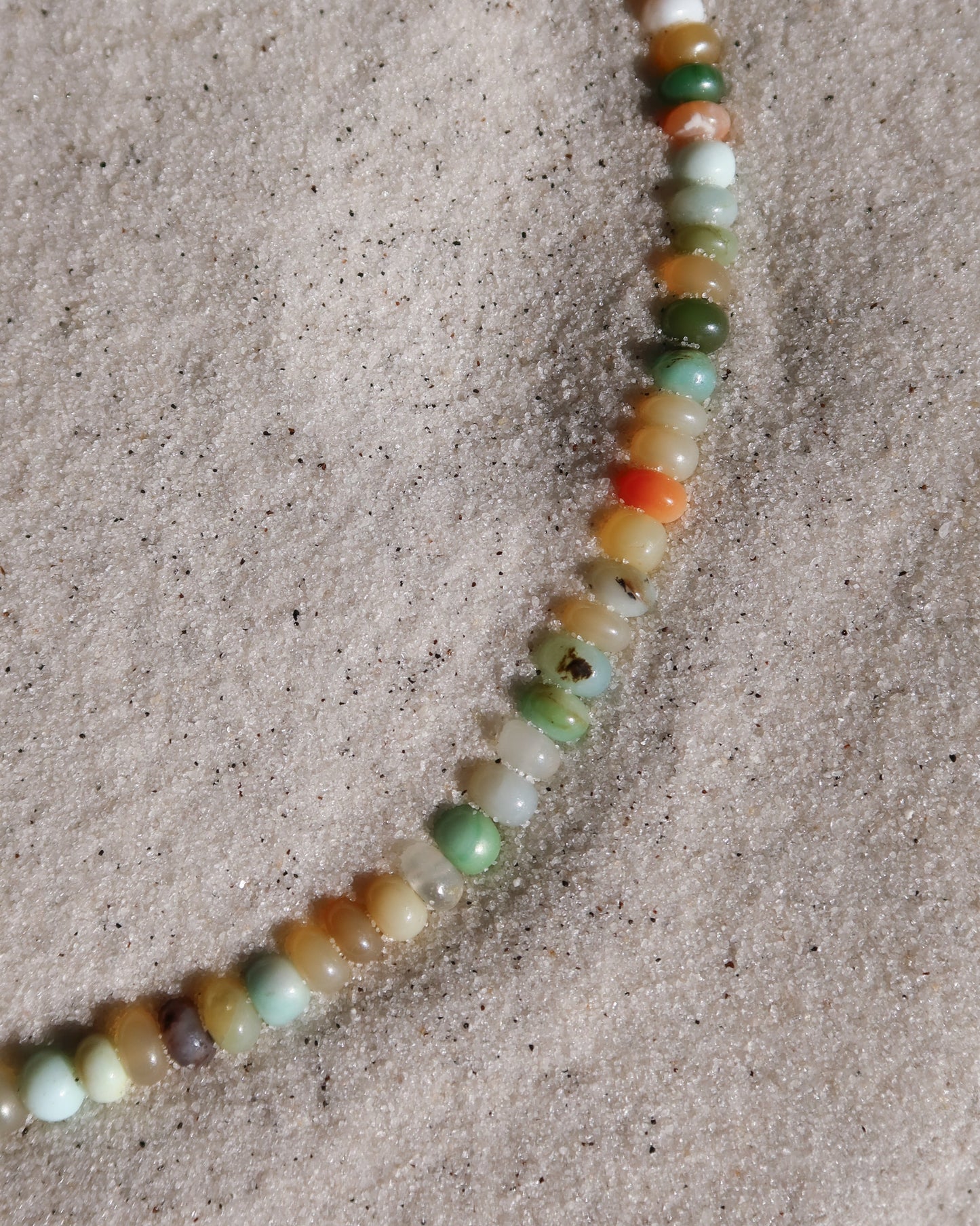 Hora Dorada Opal Necklace