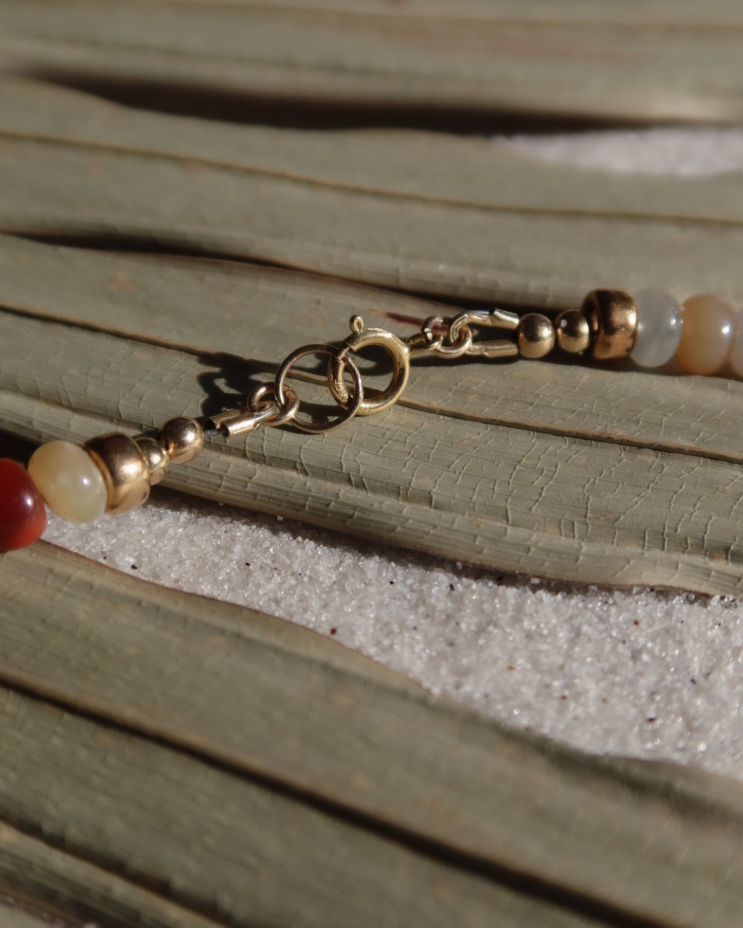 Hora Dorada Opal Necklace