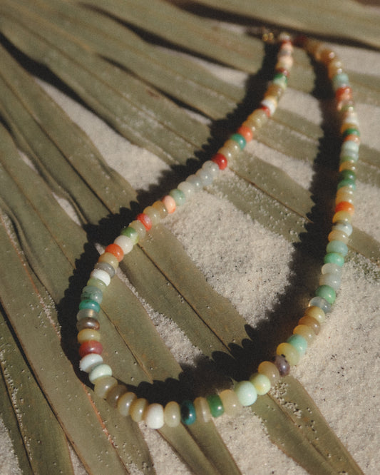 Hora Dorada Opal Necklace