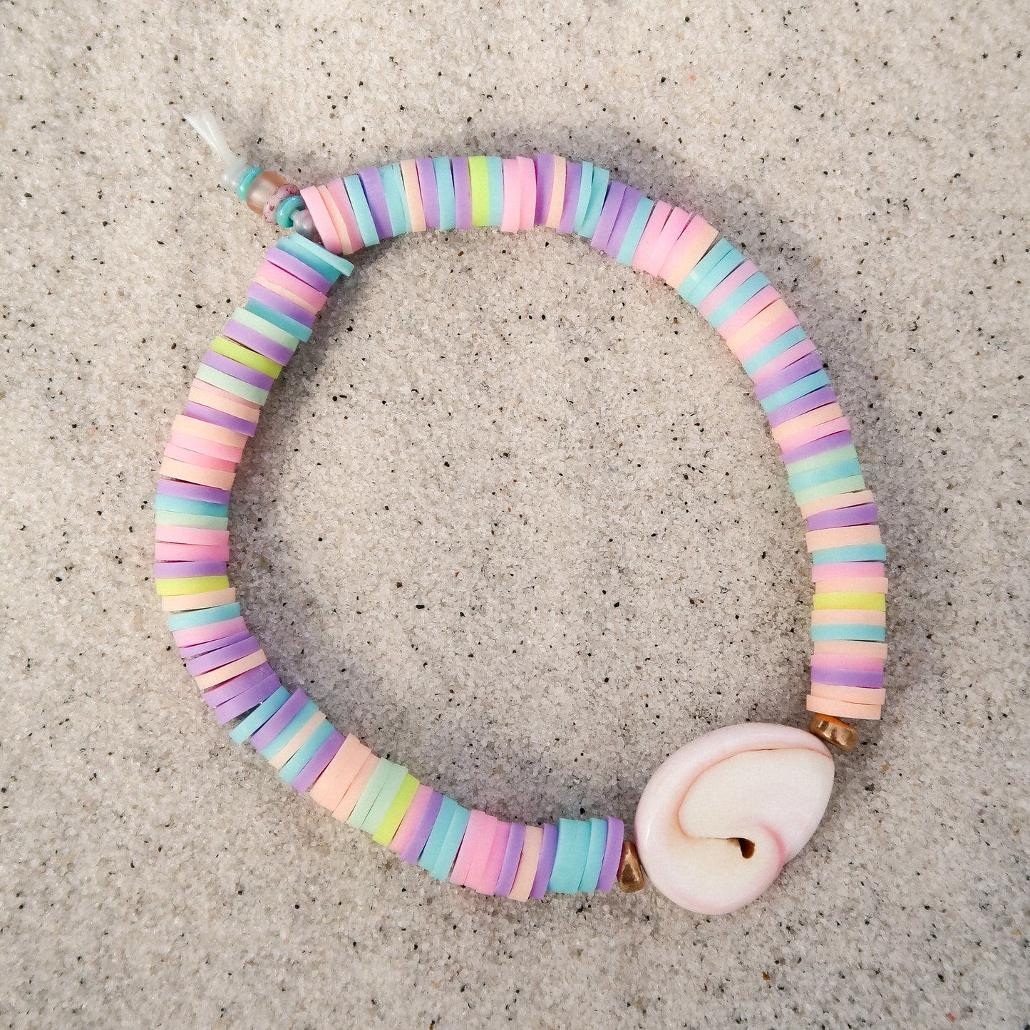 Deco Conch Bracelet